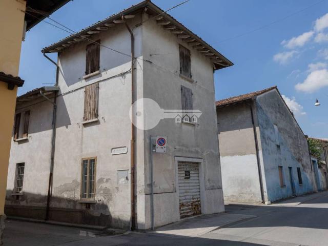 Villa Indipendente in vendita a Gambara, Lombardia