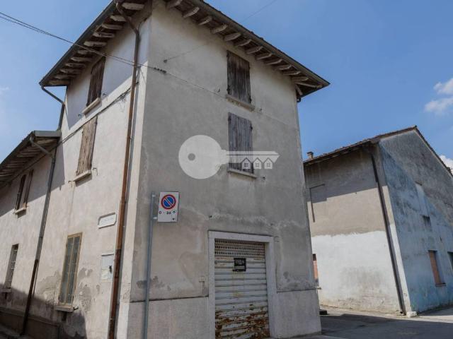 Villa Indipendente in vendita a Gambara, Lombardia