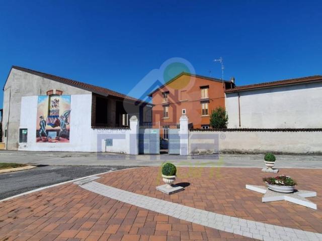 Villa Indipendente in vendita a Gambara, Lombardia