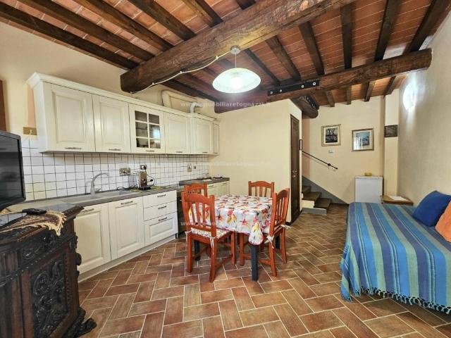 Villa Indipendente in vendita a Unione dei Comuni Circondario dell'Empolese Valdelsa, Gambassi Terme