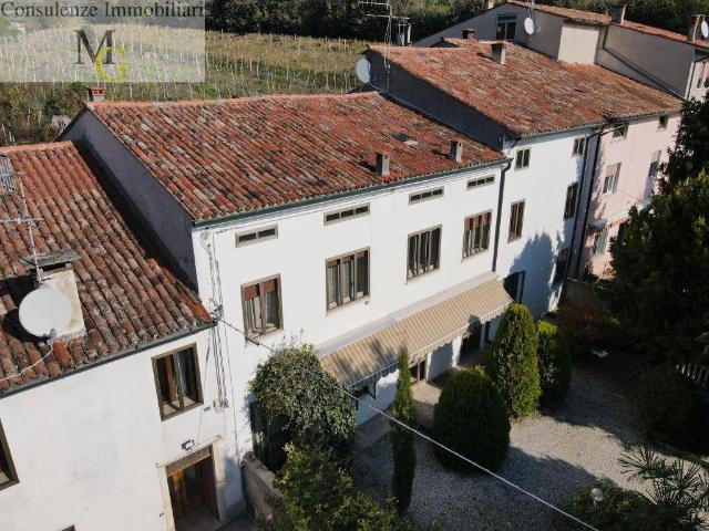 Villa Indipendente in vendita a Sorio, Gambellara
