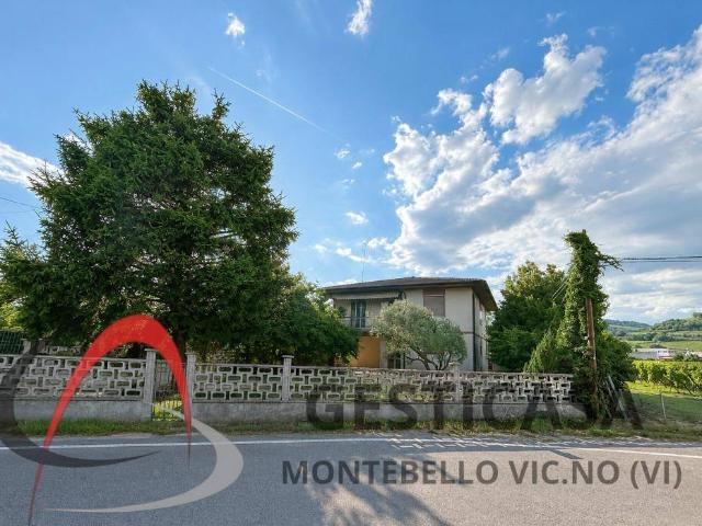 Villa Indipendente in vendita a Gambellara, Veneto