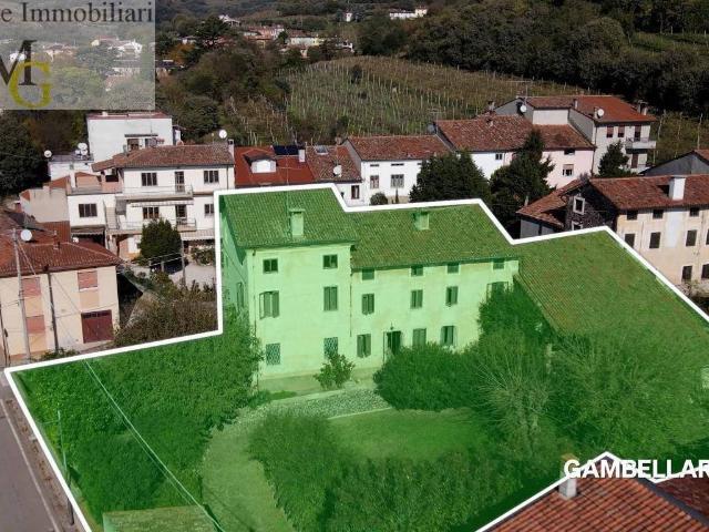 Villa Indipendente in vendita a Gambellara, Veneto