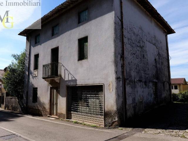 Villa Indipendente in vendita a Gambellara, Veneto