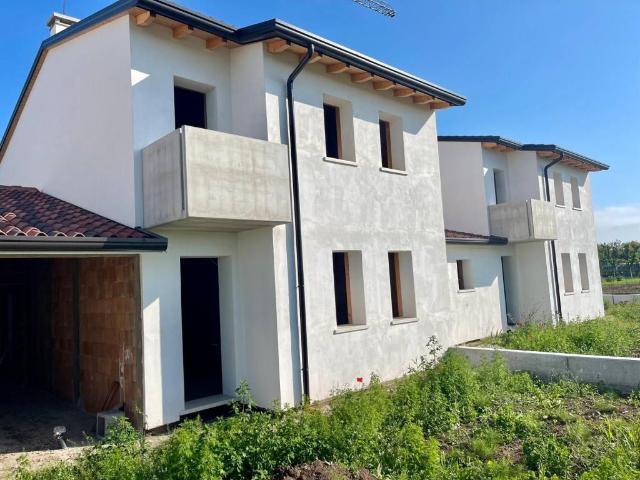 Villa Indipendente in vendita a Gambellara, Veneto