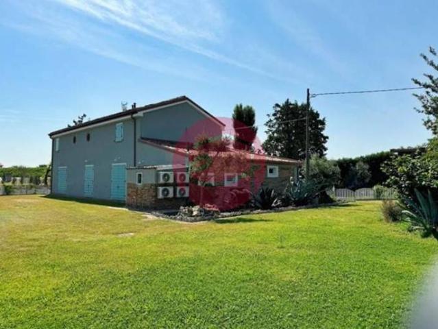 Villa Indipendente in vendita a Gambettola, Reggio Emilia