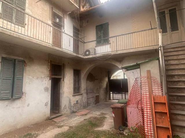 Villa Indipendente in vendita a Gambolò, Lombardia