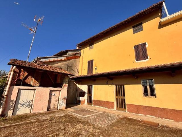 Villa Indipendente in vendita a Gambolò, Lombardia