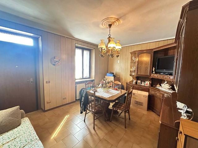 Villa Indipendente in vendita a Gambolò, Lombardia