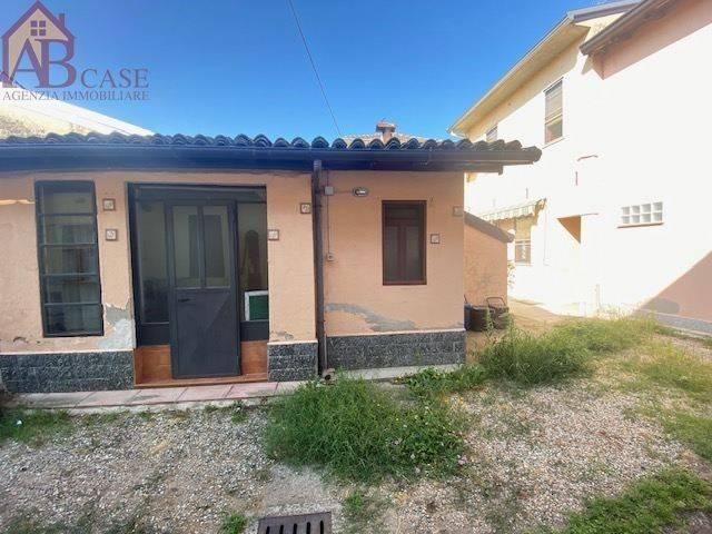Villa Indipendente in vendita a Gambolò, Lombardia