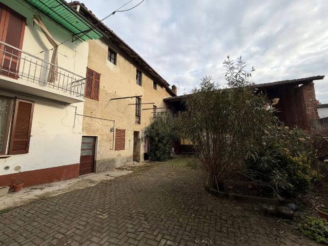 Villa Indipendente in vendita a Gambolò, Lombardia