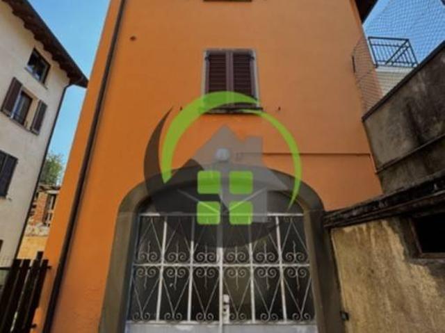 Villa Indipendente in vendita a Cirano, Gandino