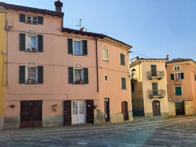 Villa Indipendente in vendita a Piemonte, Alessandria