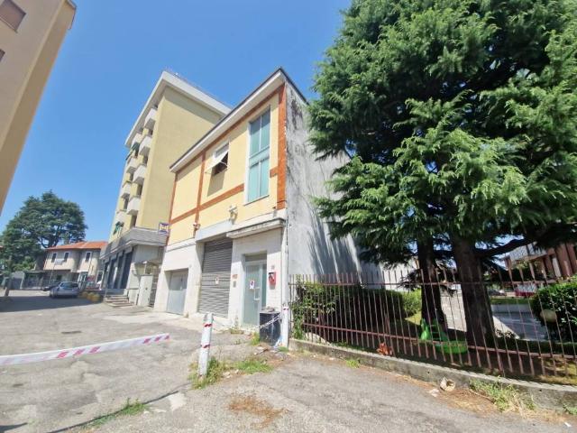 Villa Indipendente in vendita a Santa Maria Rossa, Garbagnate Milanese