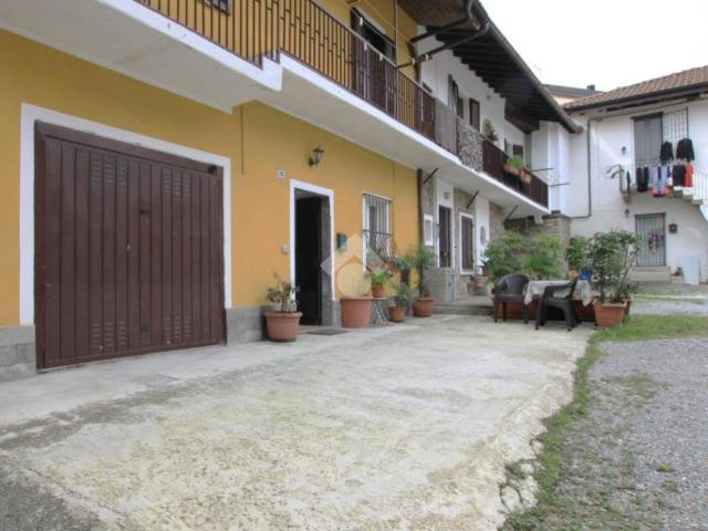 Villa Indipendente in vendita a Garbagnate Monastero, Lombardia