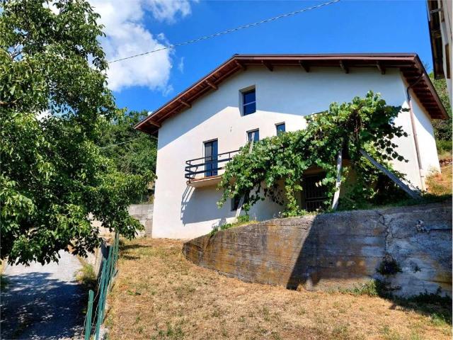 Villa Indipendente in vendita a Piemonte, Cuneo
