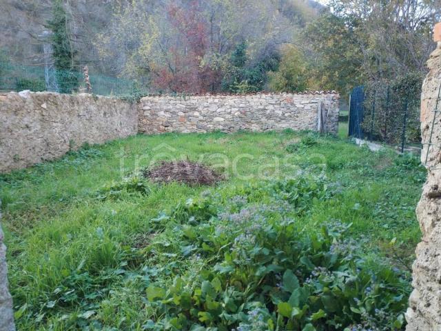 Villa Indipendente in vendita a Valsorda, Piemonte