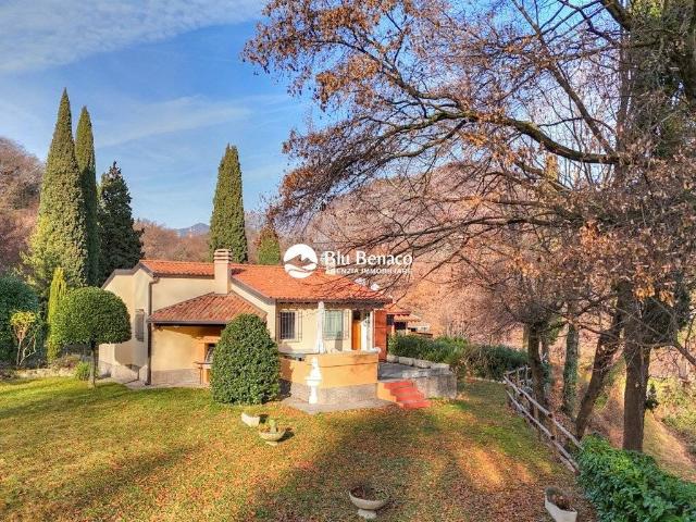 Villa Indipendente in vendita a Comunità Montana Parco Alto Garda bresciano, Gargnano