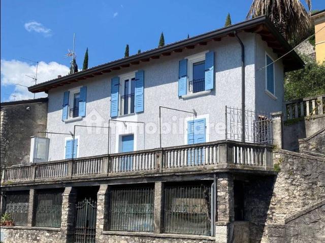 Villa Indipendente in vendita a Comunità Montana Parco Alto Garda bresciano, Gargnano