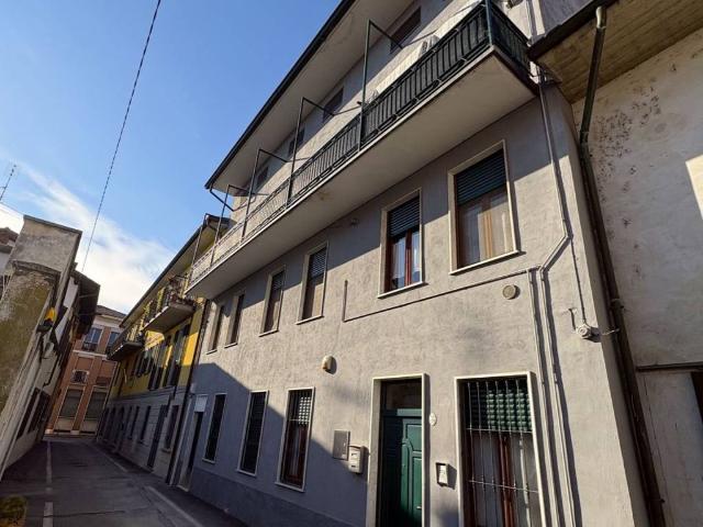 Villa Indipendente in vendita a Garlasco, Lombardia
