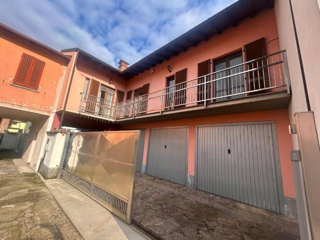 Villa Indipendente in vendita a Garlasco, Lombardia