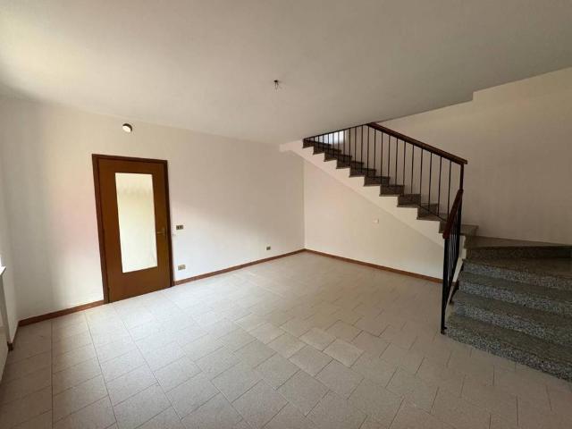 Villa Indipendente in vendita a Garlasco, Lombardia