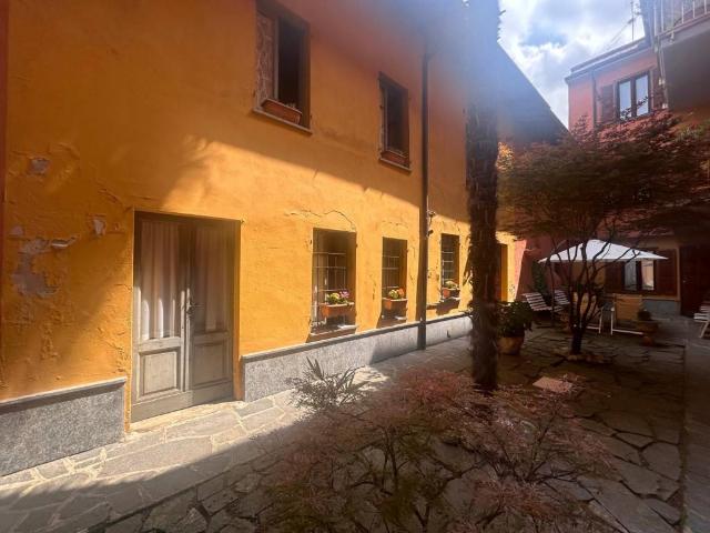 Villa Indipendente in vendita a Garlasco, Lombardia