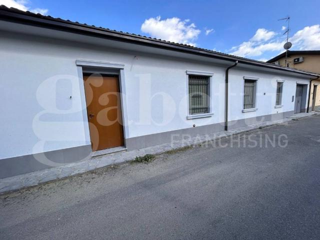 Villa Indipendente in vendita a Garlasco, Lombardia