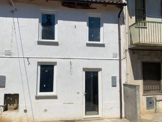 Villa Indipendente in vendita a Garlasco, Lombardia