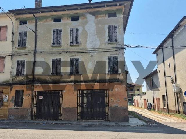 Villa Indipendente in vendita a Val d’Enza, Re