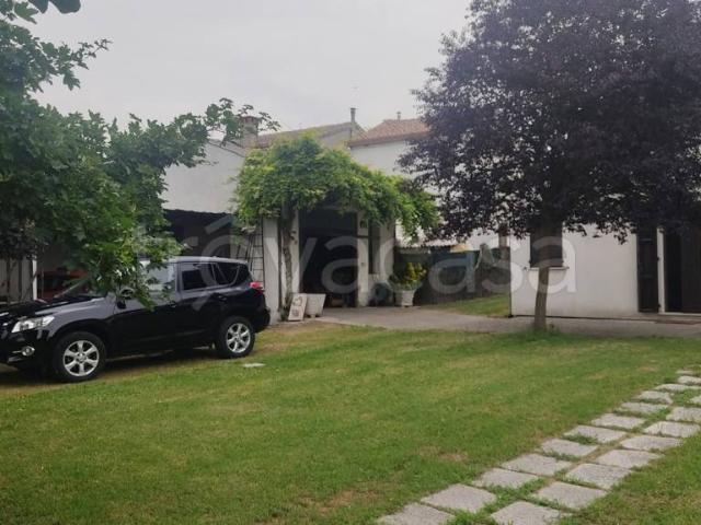Villa Indipendente in vendita a Gavello, Veneto