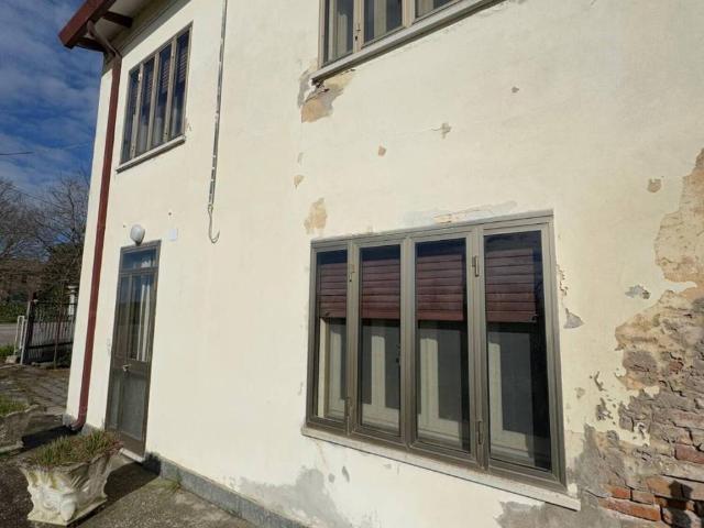 Villa Indipendente in vendita a Villanova Marchesana, Veneto