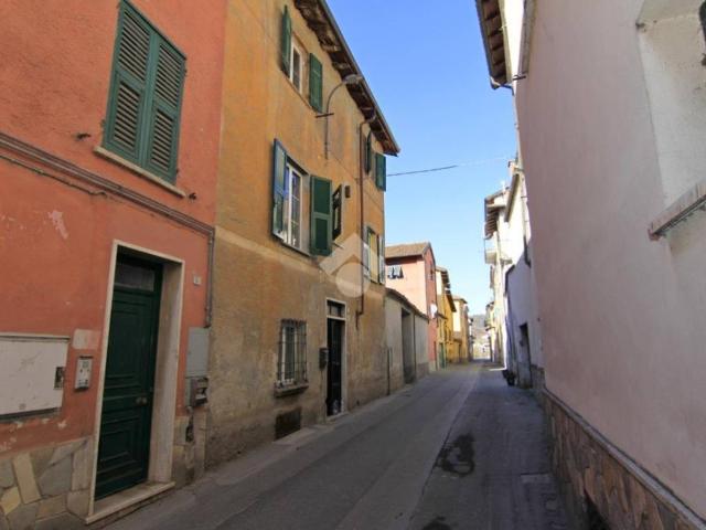 Villa Indipendente in vendita a Piemonte, Alessandria