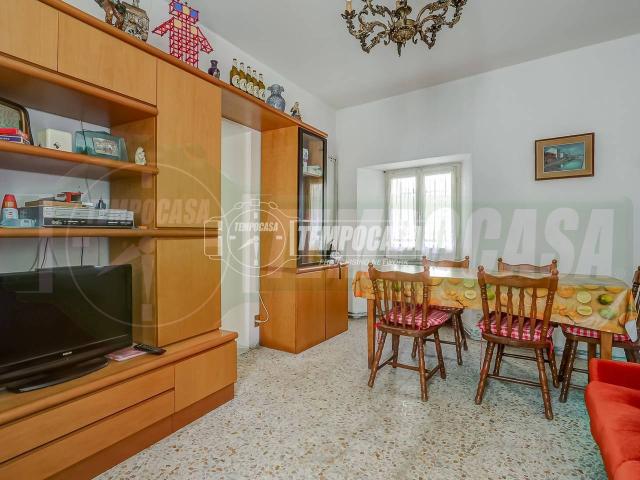 Villa Indipendente in vendita a Comunità Montana Valli del Verbano, Gavirate