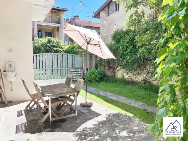 Villa Indipendente in vendita a Comunità Montana Valli del Verbano, Gavirate