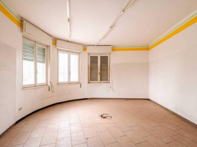 Villa Indipendente in vendita a Comunità Montana Valli del Verbano, Gavirate