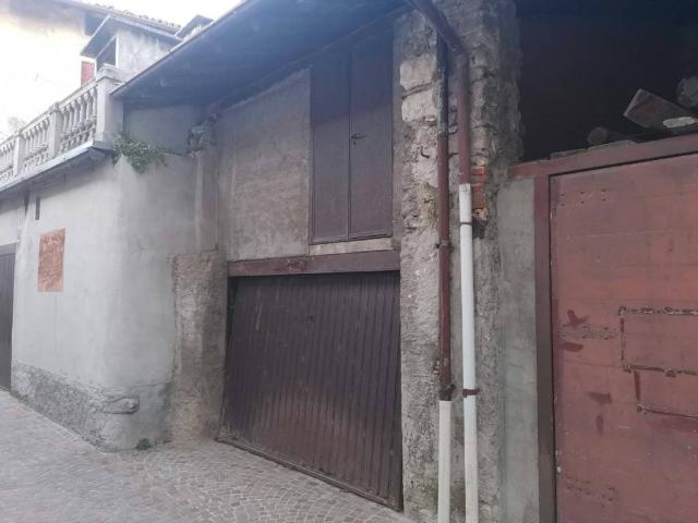 Villa Indipendente in vendita a Comunità Montana Valli del Verbano, Gavirate