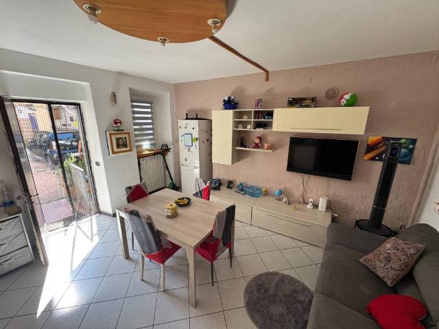 Villa Indipendente in vendita a Comunità Montana Valli del Verbano, Gavirate