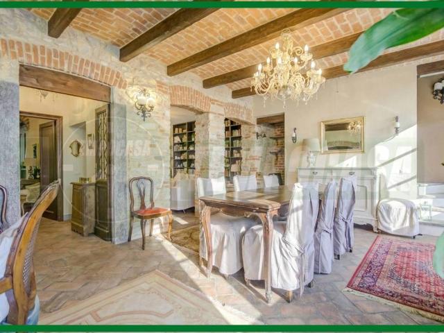 Villa Indipendente in vendita a Comunità Montana Valli del Verbano, Gavirate