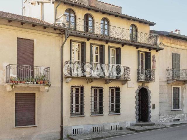 Villa Indipendente in vendita a Comunità Montana Valli del Verbano, Gavirate