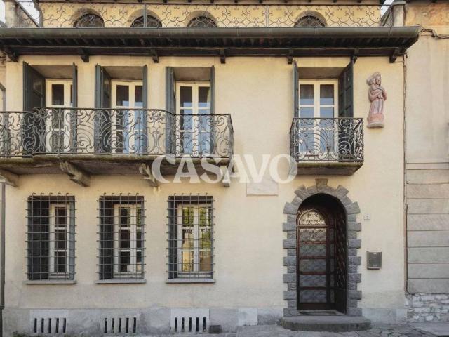 Villa Indipendente in vendita a Comunità Montana Valli del Verbano, Gavirate