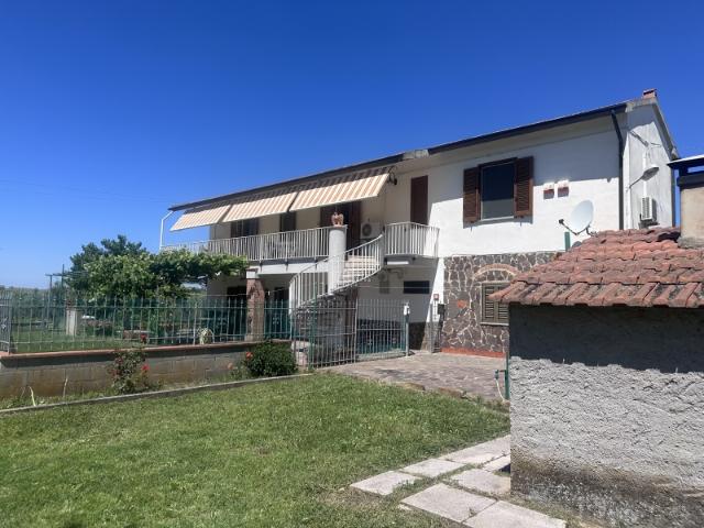 Villa Indipendente in vendita a Bivio Di Ravi, Toscana