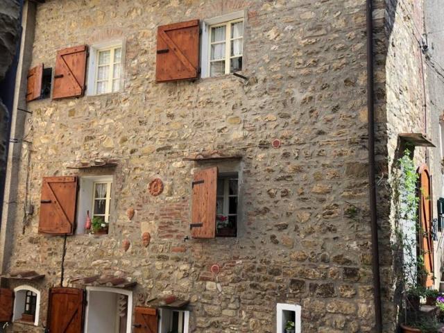 Villa Indipendente in vendita a Bivio Di Ravi, Toscana