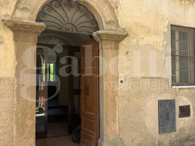Villa Indipendente in vendita a Bivio Di Ravi, Toscana