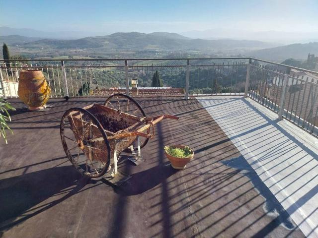 Villa Indipendente in vendita a Bivio Di Ravi, Toscana