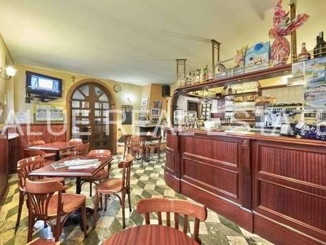 Villa Indipendente in vendita a Gazzada Schianno, Schianno