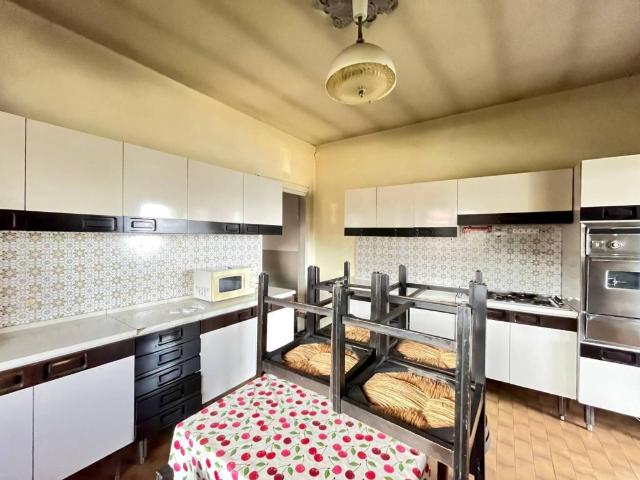 Villa Indipendente in vendita a Gazzaniga, Lombardia