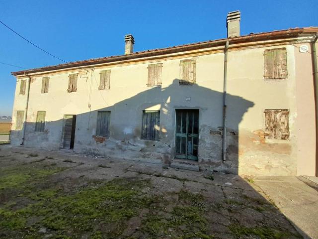 Villa Indipendente in vendita a Gazzo Veronese, Nogara