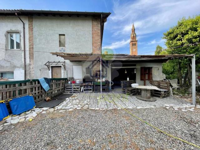 Villa Indipendente in vendita a Gazzola, Reggio Emilia