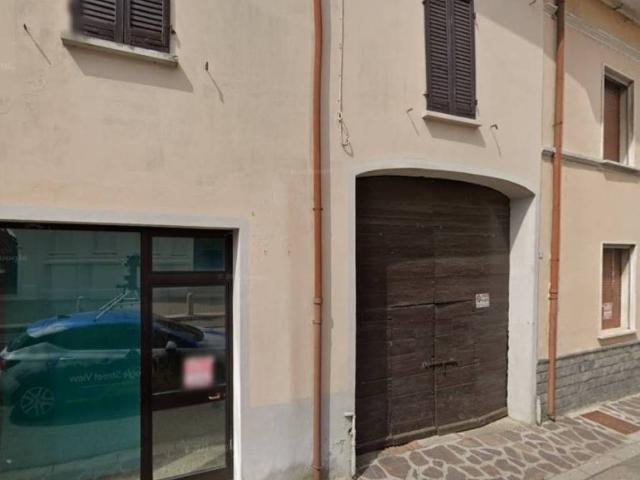 Villa Indipendente in vendita a Gazzuolo, Lombardia
